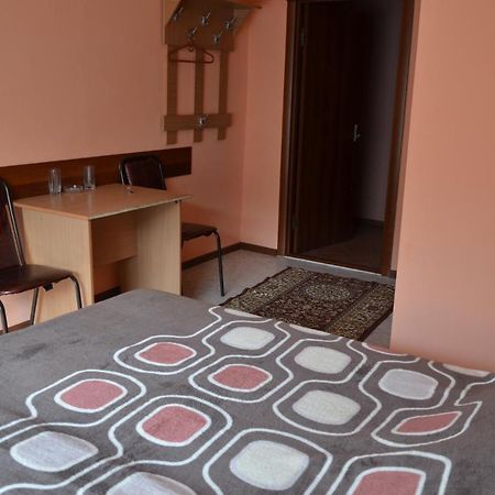 Hotel Kezdesu Almaty Luaran gambar
