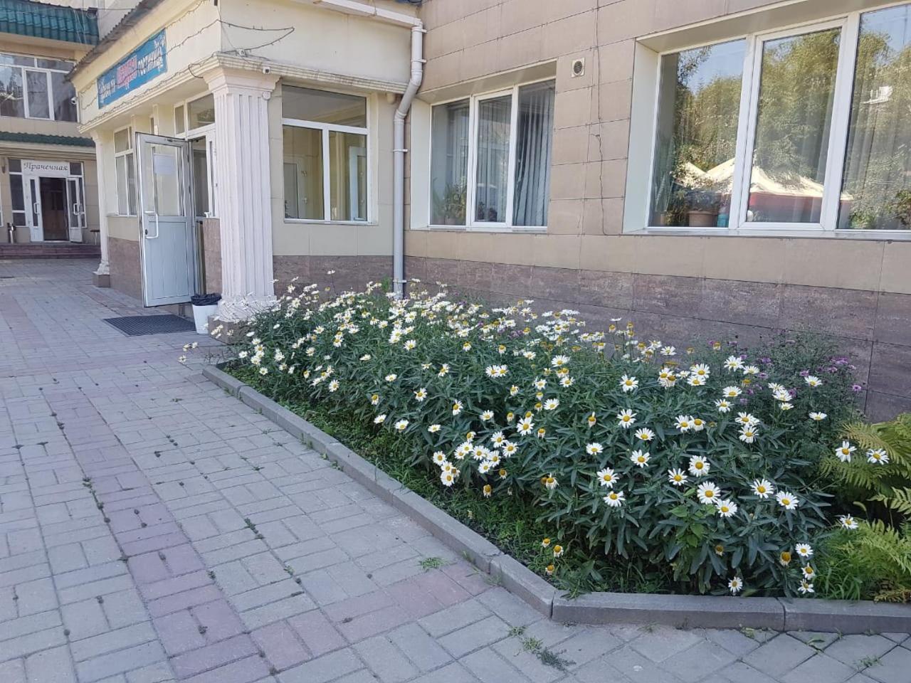 Hotel Kezdesu Almaty Luaran gambar